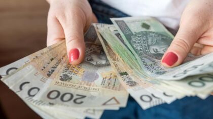 Kobiety straciły ponad 120 tys. zł na internetowych oszustwach inwestycyjnych