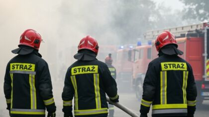 Pożar rolniczej prasy w Wilkowie: maszyna spłonęła doszczętnie!
