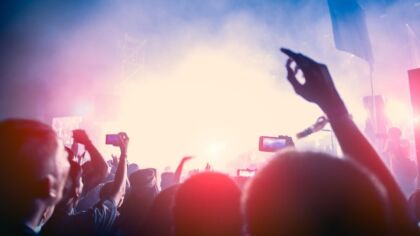 Wrzesień w Głogowie: Kulturalne wydarzenia w Klubie Mayday i Teatrze im. Gryphiusa