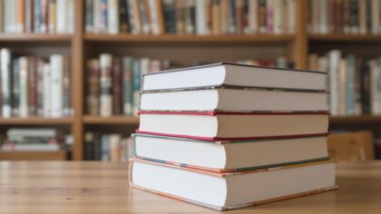 Podróż z Basią: odkrywamy magiczny świat książek w bibliotece